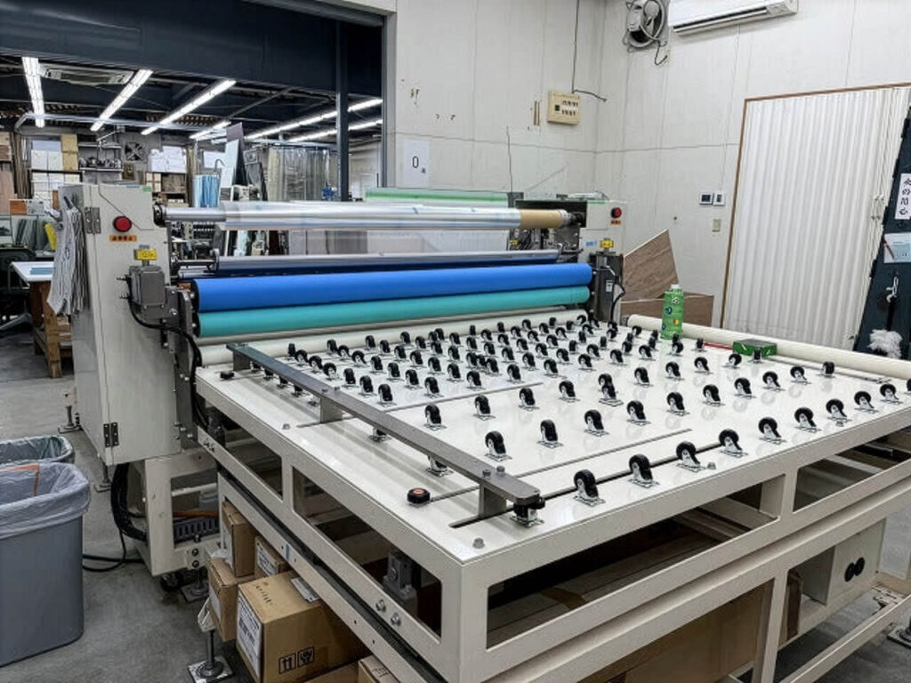 フィルム貼り機械「ラミネーター」