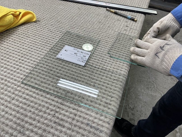 ガラスを切り離したところ